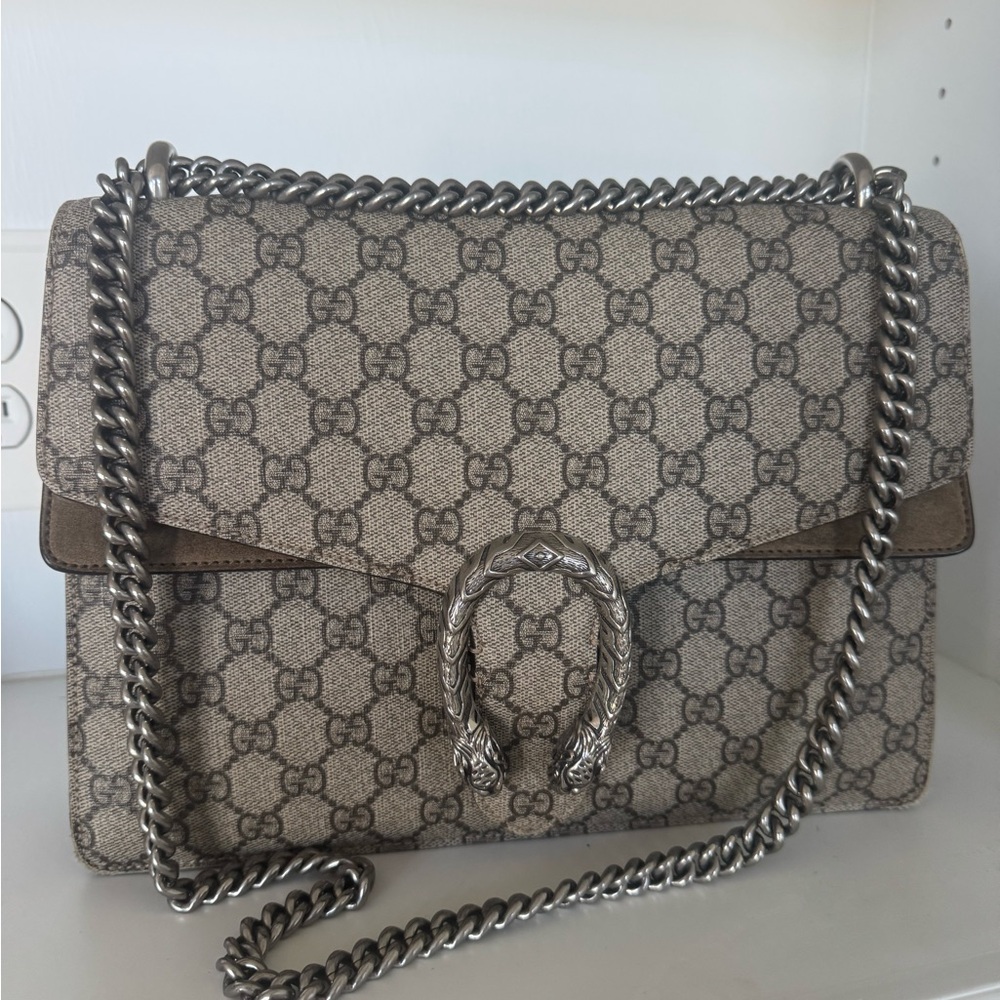 Gucci GG supreme monogram Dionysus bag
